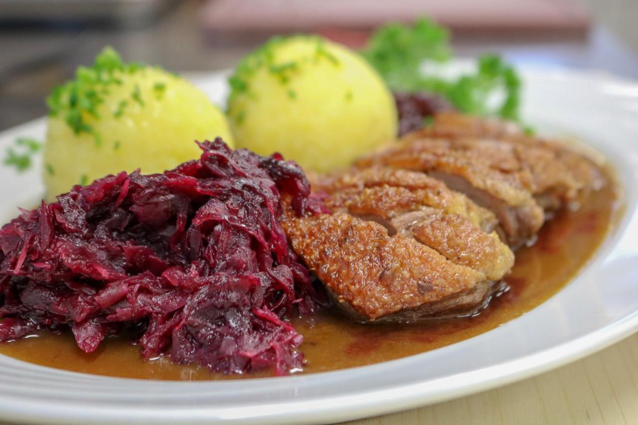 Gasthof Zum Hirschen Beilngries Bagian luar foto